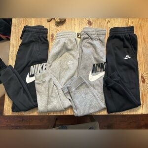 Boys size M Nike joggers, no stains or holes, pet and smoke free home